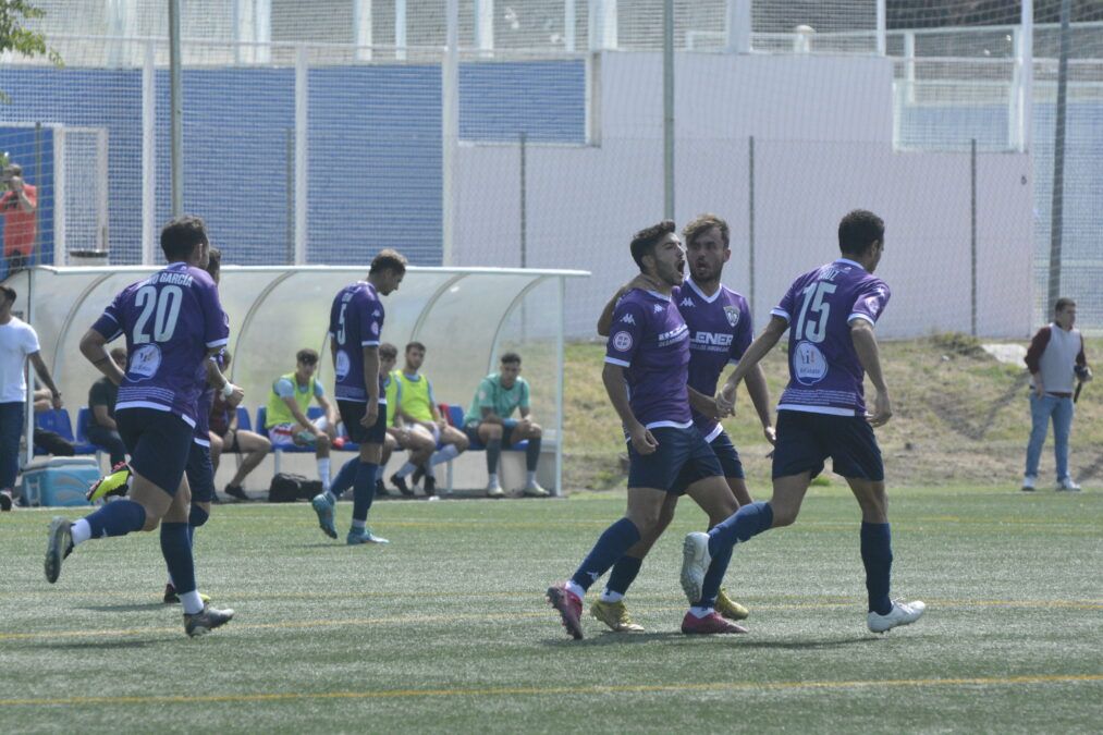 El Dépor consigue su primer punto en un partido loco frente a Unión Adarve (2-2)