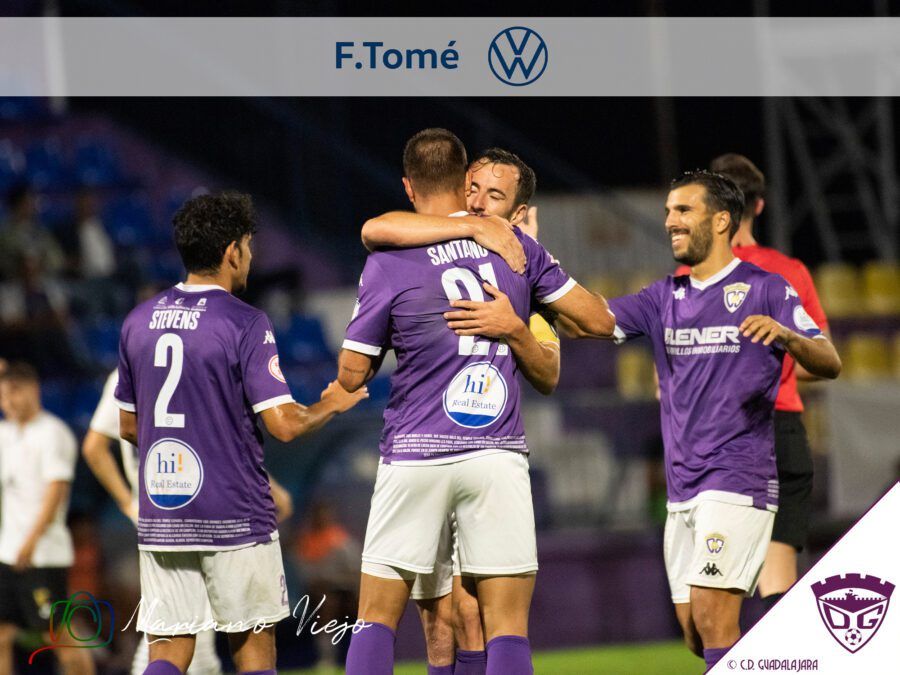 El Dépor se vuelve a citar con la historia y se sitúa a 90 minutos de jugar la fase final de la Copa de SM El Rey (4-1)