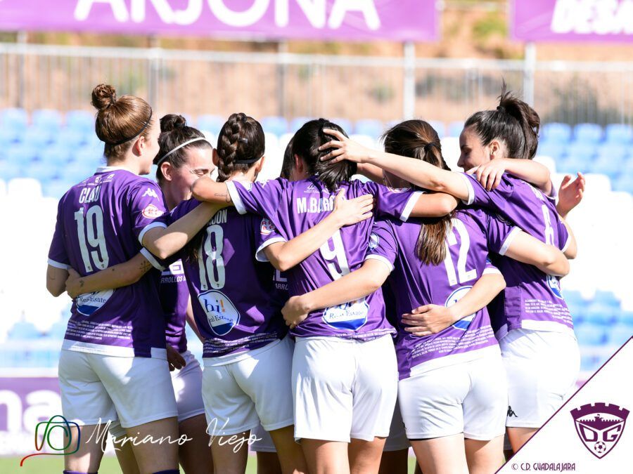 Apúntate al fútbol femenino en el C.D. Guadalajara
