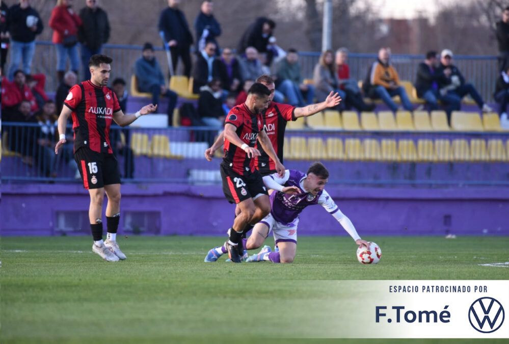 El Dépor se atraganta con el Adarve y cede los primeros puntos de la temporada como local (0-0)